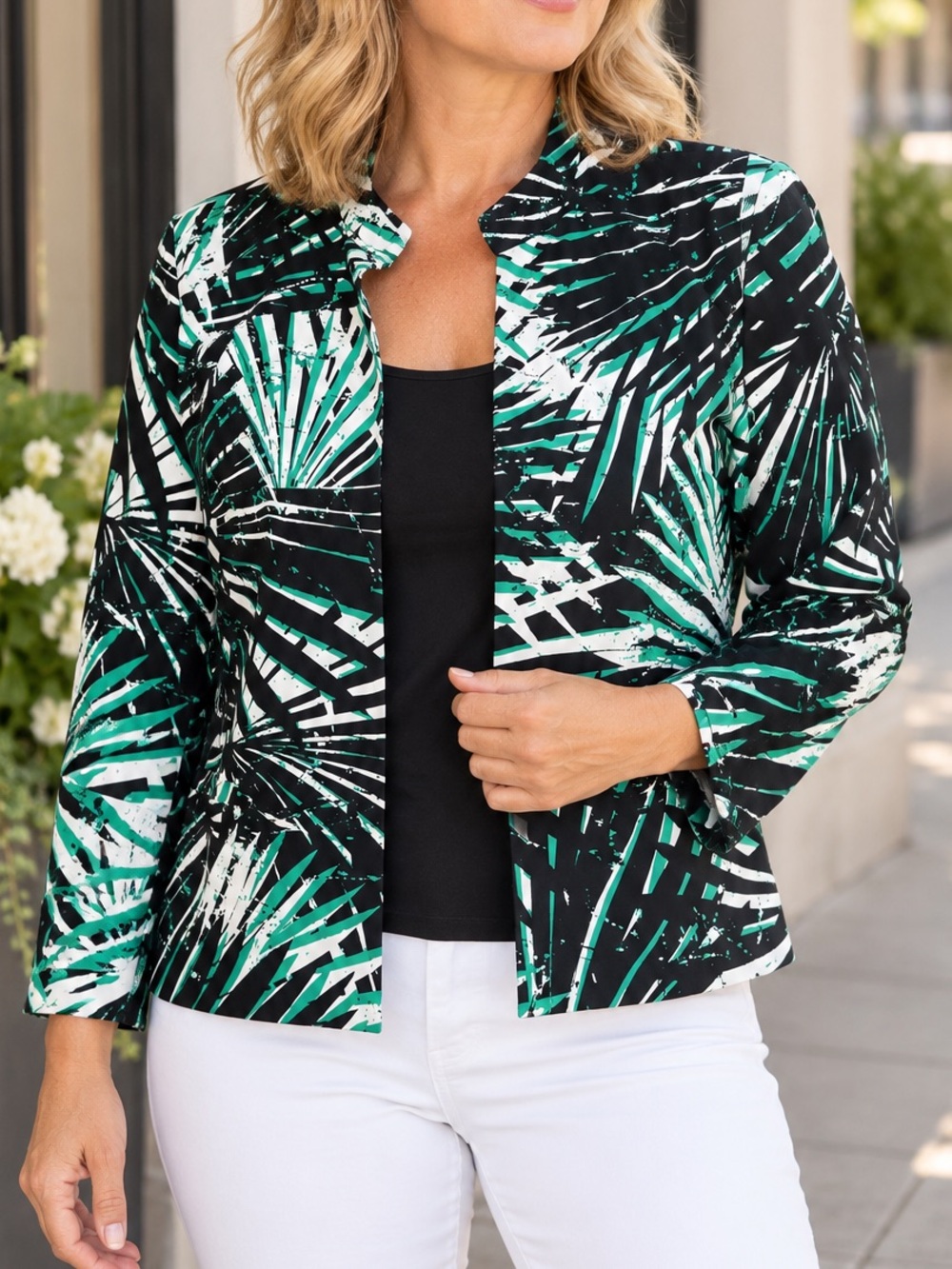 Chicoโs Size 2 Abstract Tropical Print Open Front Stretch Blazer Jacket Green